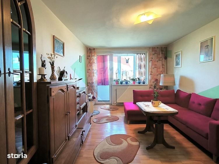 Apartament cu 3 camere decomandat în Central