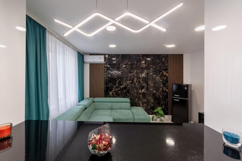 Apartament cu 2 camere decomandat în Central