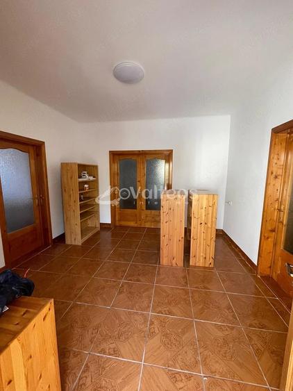 Casă cu 3 camere cu Teren 347 Mp în Central