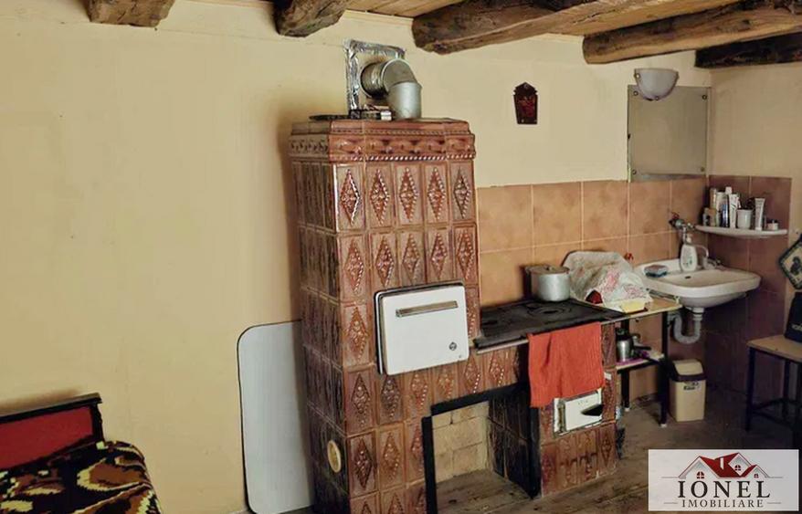 Casă individuală cu 3 camere cu Teren 2651 Mp în Almașu Mare