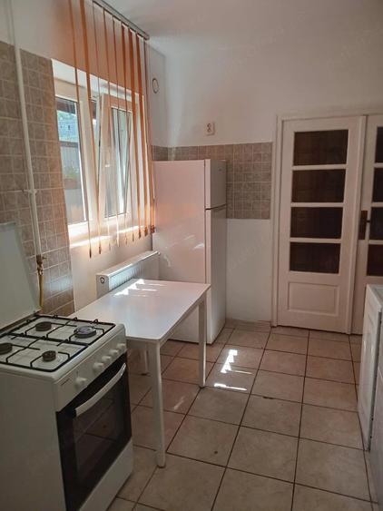 Garsonieră decomandată în Pieptănari