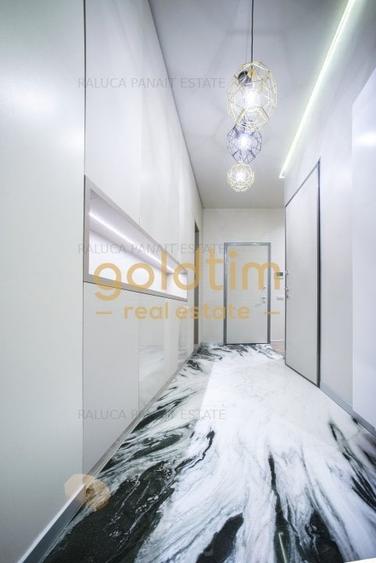 Apartament cu 5 camere semidecomandat, mobilat în Pipera