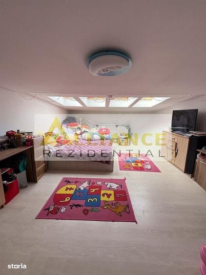 Apartament cu 4 camere în Central