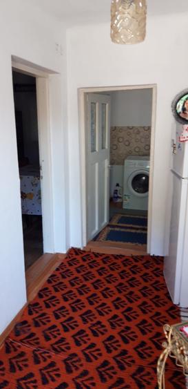 Casă cu 3 camere în Central
