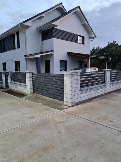 Casă cu Teren 190 Mp în Sânandrei