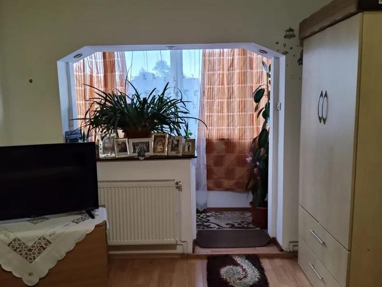 Apartament 3 camere intrare Racadau - 1