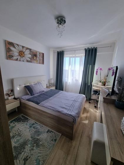 Apartament cu 3 camere decomandat, mobilat în Micro 15
