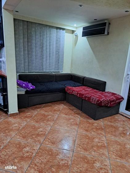 Apartament cu 3 camere în Decebal