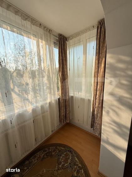 Apartament cu 3 camere, mobilat în Tractorul