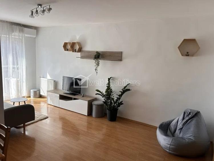 Apartament cu 3 camere semidecomandat în Gheorgheni