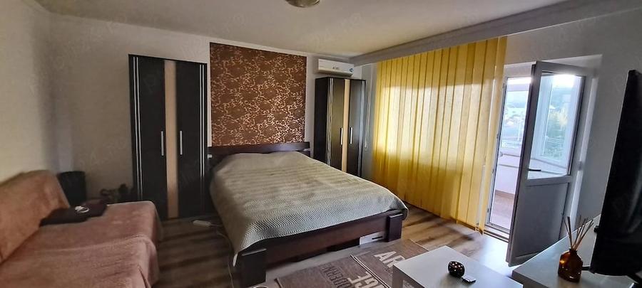 Garsonieră decomandată în Teilor