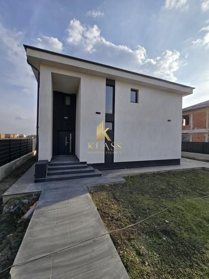 Casă individuală cu 4 camere cu Teren 400 Mp în Tunari