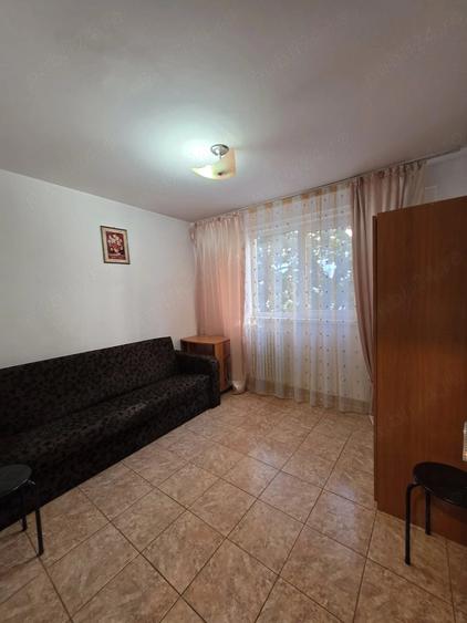 Apartament cu 2 camere decomandat în Drumul Taberei