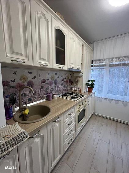 Apartament cu 3 camere, mobilat în Țiglina 3
