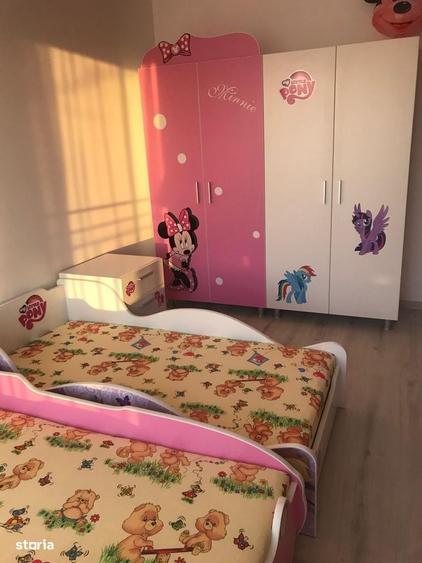 Casă cu 4 camere în Dâmbul Rotund