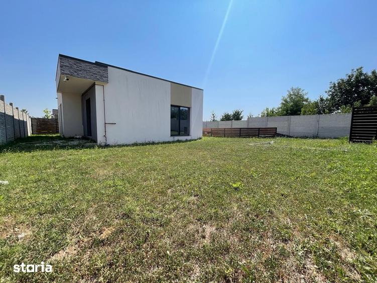 Casă cu 3 camere cu Teren 284 Mp în Berceni