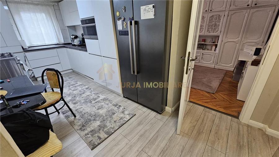 Apartament cu 4 camere decomandat, mobilat în Mănăștur