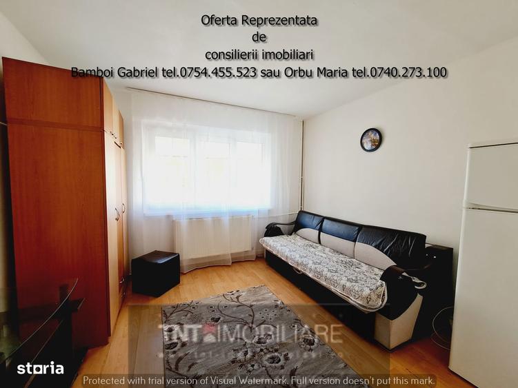 Garsoniera de vanzare zona Podu Ros-Piata Nicolina - 1