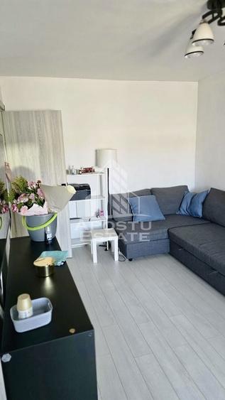 Garsonieră decomandată, mobilată în Complex Studențesc