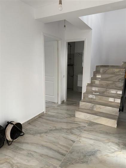 Casă cu 4 camere cu Canalizare în Bârnova
