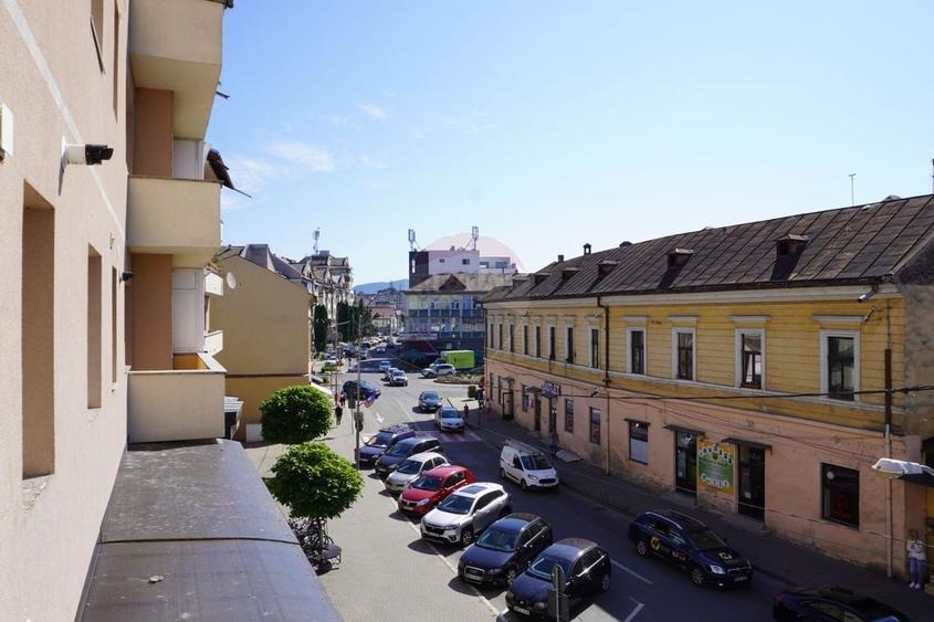 Apartament cu 3 camere de închiriat în zona Ultracentral - 11