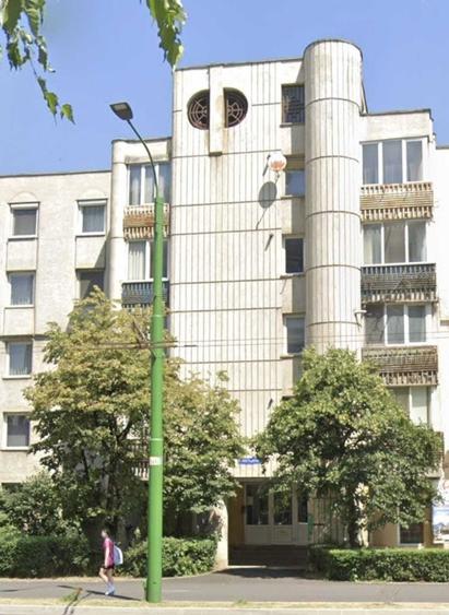 Apartament cu 3 camere decomandat în Centrul Civic