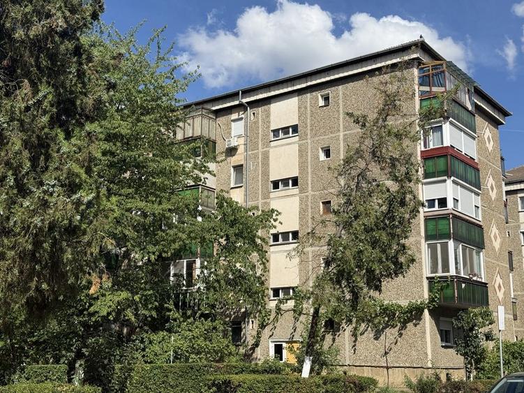 Apartament cu 3 camere - 1