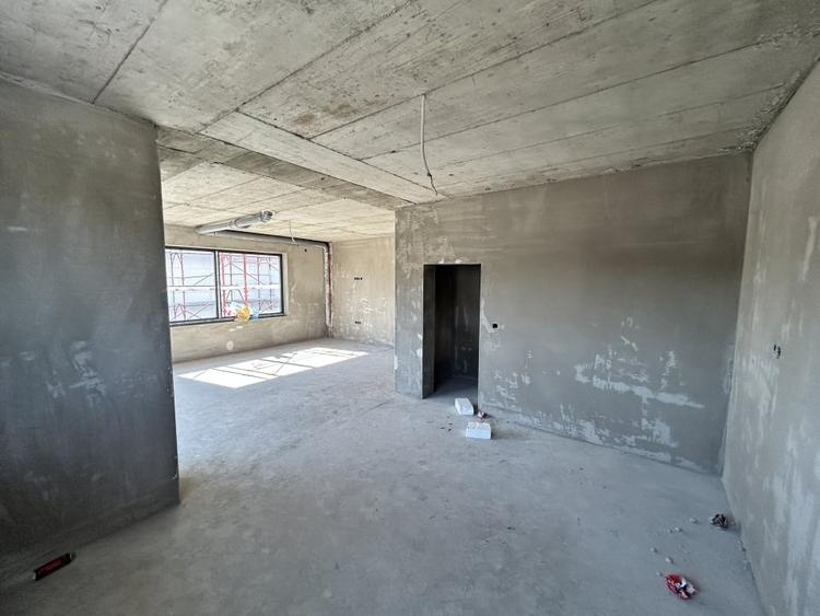 Casă individuală cu 5 camere cu Canalizare în Chinteni