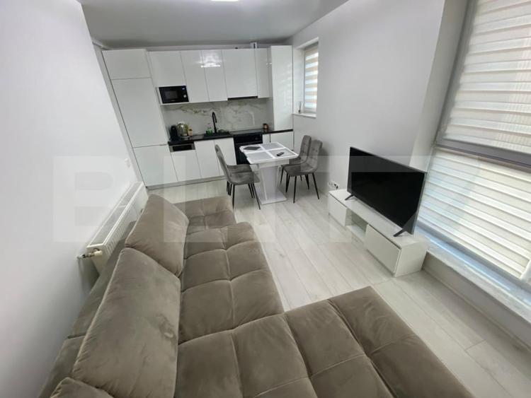 Apartament cu 2 camere semidecomandat, mobilat în Grigorescu