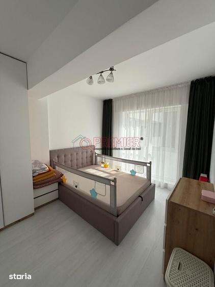 Apartament cu 2 camere în Apărătorii Patriei