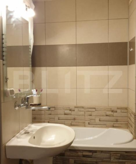 Apartament cu 4 camere decomandat în Tudor