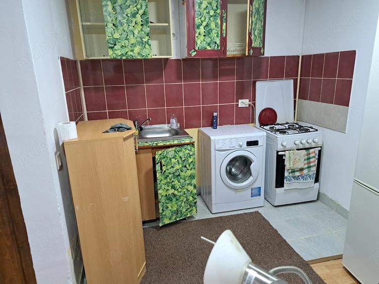 Garsonieră semidecomandată în Piața Cluj
