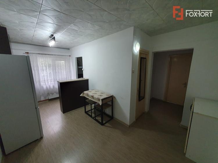 Apartament cu 2 camere decomandat, mobilat în Steaua