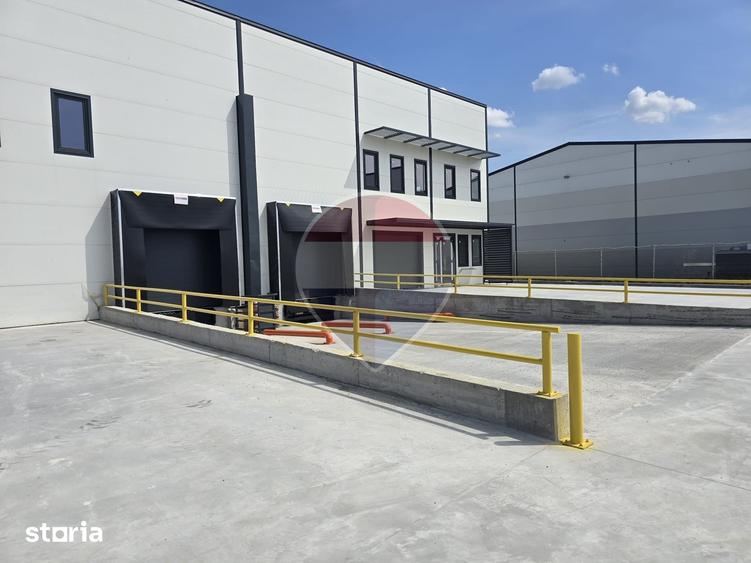 Spațiu comercial, de 1,014 mp, în Tunari