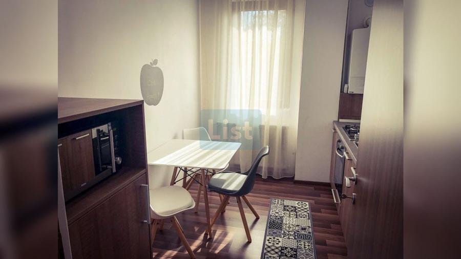 Apartament cu 2 camere decomandat în Dâmbul Rotund