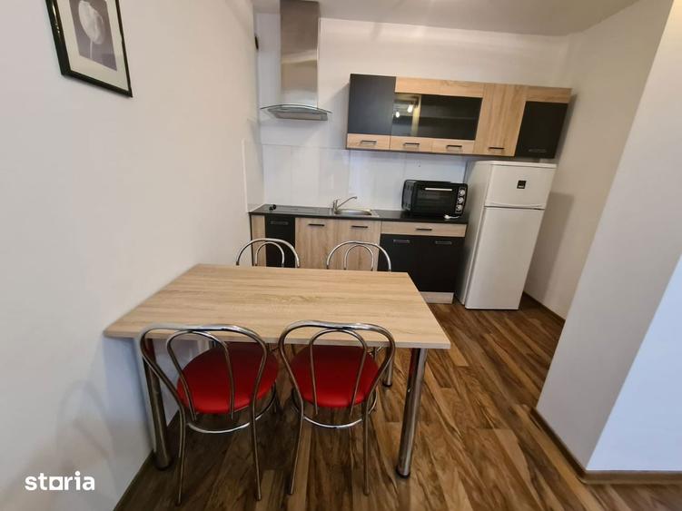 Apartament cu 2 camere semidecomandat în Buziașului