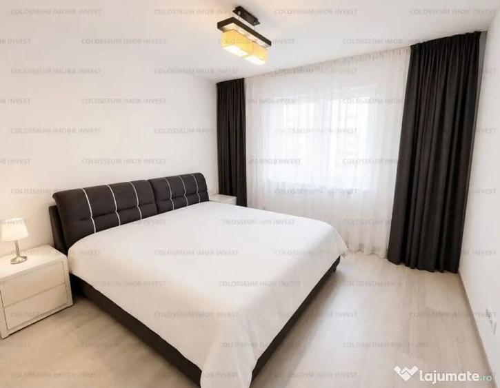 Apartament cu 3 camere decomandat în Tractorul