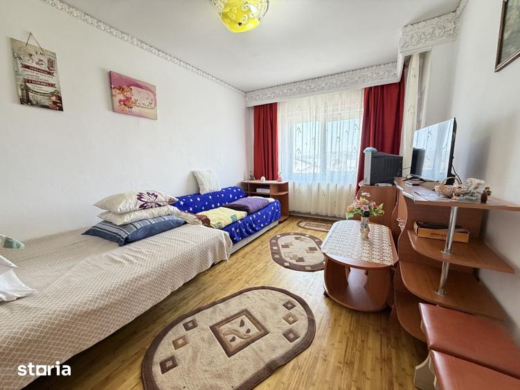 Garsonieră decomandată în Central
