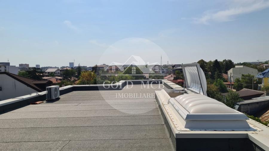 Apartament cu 3 camere decomandat în Dămăroaia