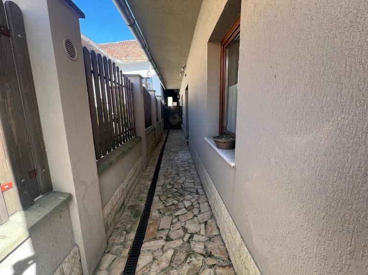 Casa 3 camere zona Ultracentrala - ID : RH-39978-property - 11