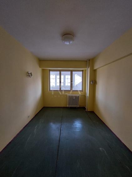 Apartament cu 4 camere decomandat, mobilat în Pantelimon