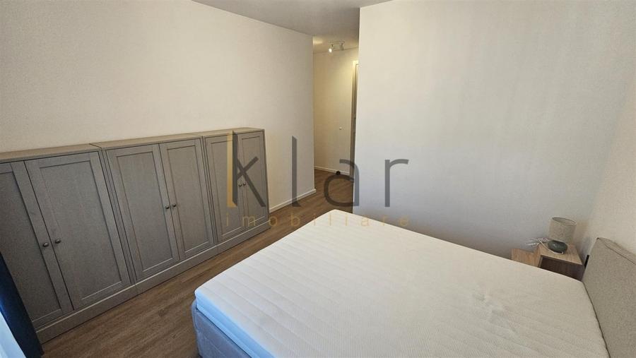 Apartament cu 3 camere semidecomandat, mobilat în Semicentral