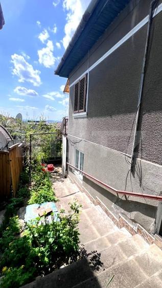 Casă individuală cu 4 camere cu Canalizare în Blaj
