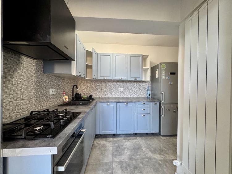 Apartament cu 2 camere decomandat, mobilat în Unirii