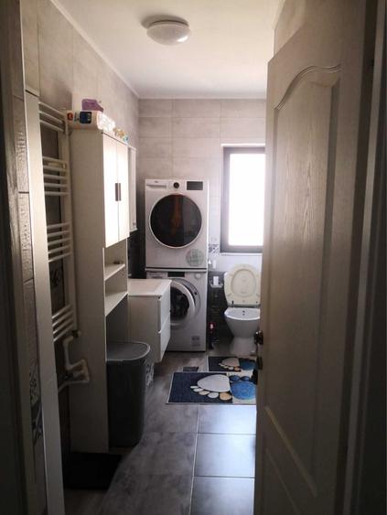 Apartament cu 3 camere decomandat, mobilat în Lunca Cetățuii