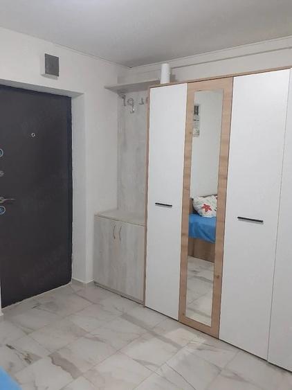 Garsonieră semidecomandată în Central