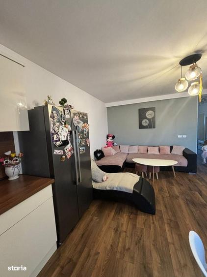 Casă cu 4 camere cu Teren 400 Mp în Sânandrei