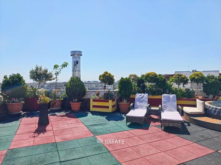 Apartament cu 4 camere decomandat, mobilat în Titan