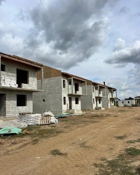 Casă individuală cu 5 camere cu Teren 350 Mp în Bălăceanca