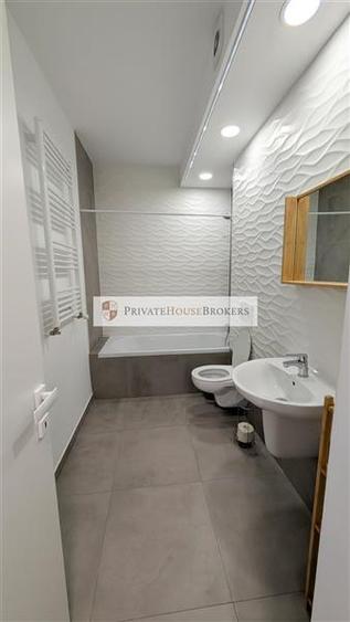 Apartament cu 3 camere semidecomandat, mobilat în Pipera